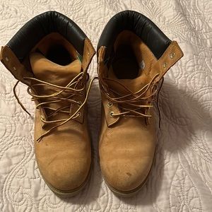 Timberland  boots slightly used